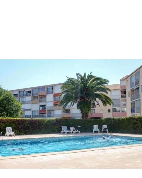 Les Terrasses De La Baronnie Appartement Climatise Avec 1 Chambre Et Piscine Ouverte Du 28 Mai 2025 Au 28 Septembre 2025 Le Grau-du-Roi Exteriér fotografie